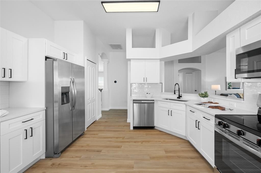 Active With Contract: $389,000 (4 beds, 2 baths, 2070 Square Feet)