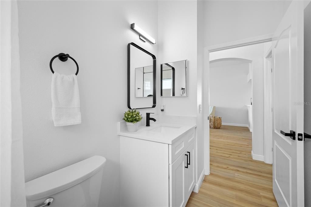 Active With Contract: $389,000 (4 beds, 2 baths, 2070 Square Feet)