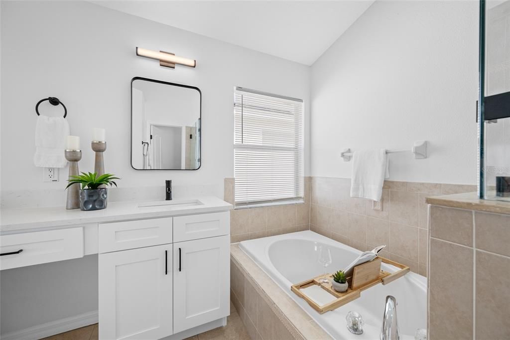 Active With Contract: $389,000 (4 beds, 2 baths, 2070 Square Feet)