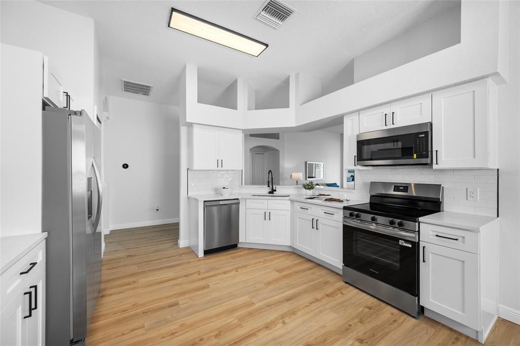 Active With Contract: $389,000 (4 beds, 2 baths, 2070 Square Feet)