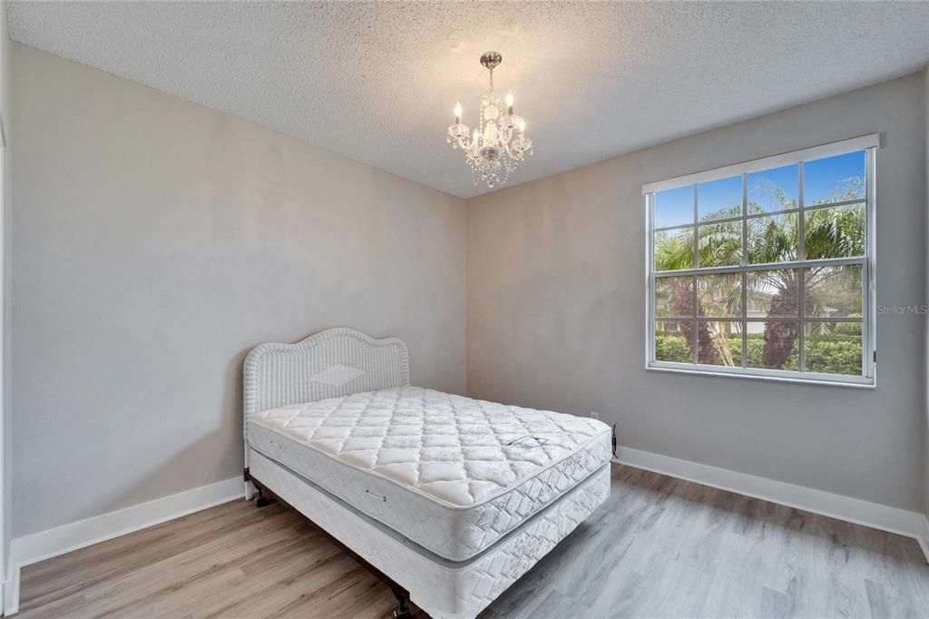 В аренду: $1,600 (2 спален, 1 ванн, 968 Квадратных фут)