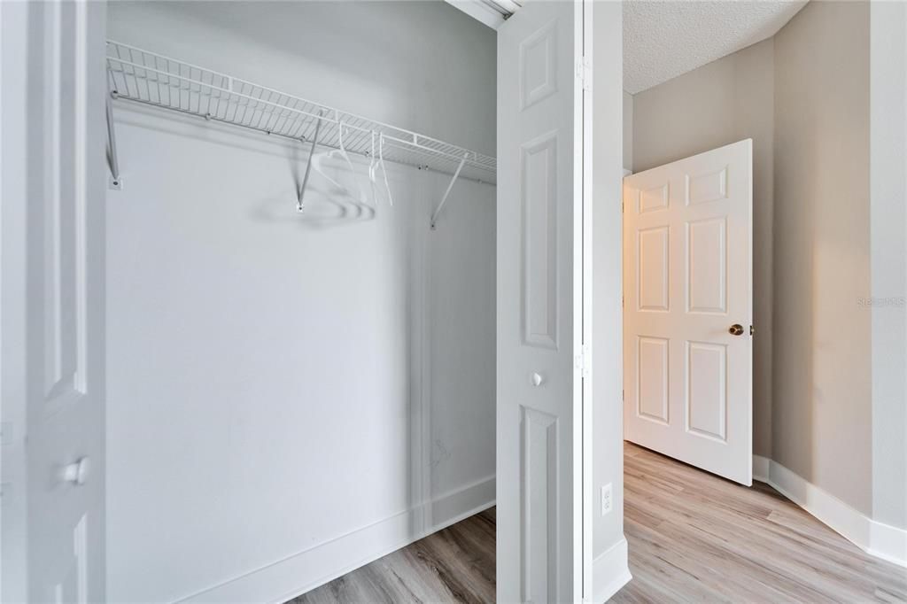 В аренду: $1,600 (2 спален, 1 ванн, 968 Квадратных фут)