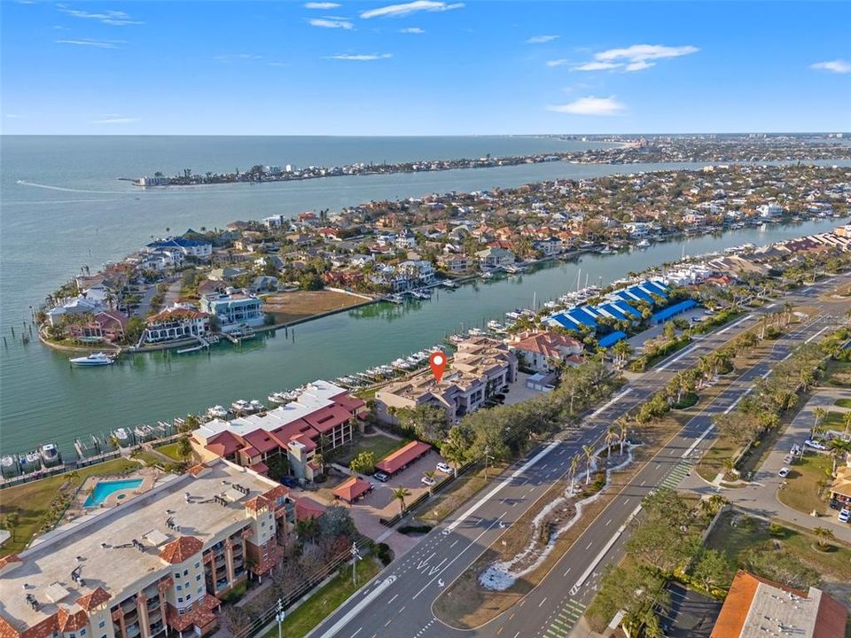 En Venta: $800,000 (2 camas, 2 baños, 1650 Pies cuadrados)