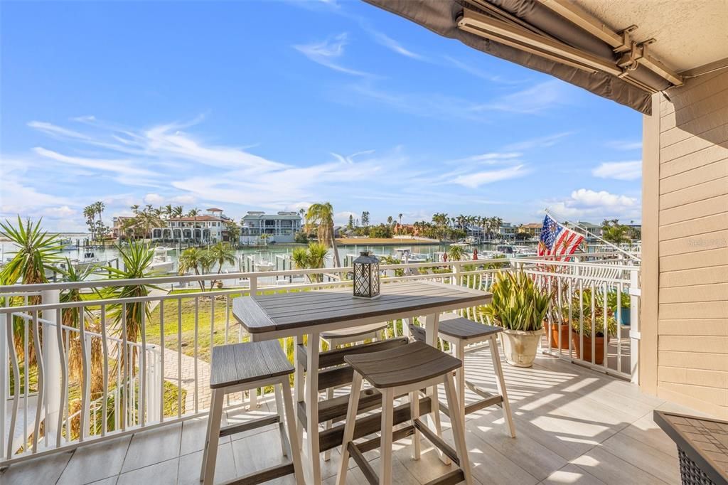 En Venta: $800,000 (2 camas, 2 baños, 1650 Pies cuadrados)