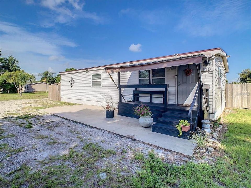 En Venta: $315,000 (2 camas, 2 baños, 1100 Pies cuadrados)