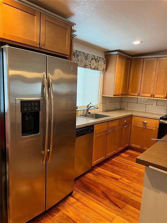 En Venta: $315,000 (2 camas, 2 baños, 1100 Pies cuadrados)