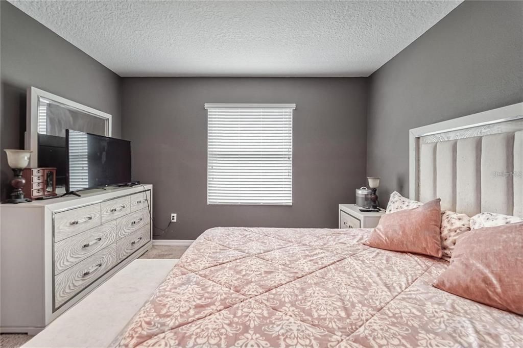 En Renta: $1,995 (3 camas, 2 baños, 1689 Pies cuadrados)