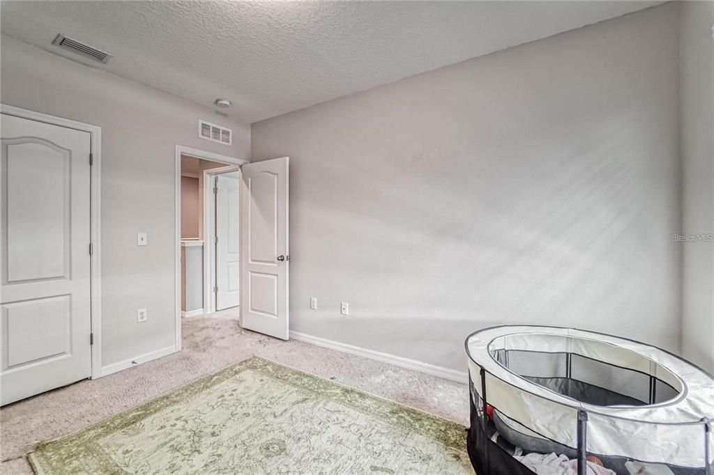 En Renta: $1,995 (3 camas, 2 baños, 1689 Pies cuadrados)