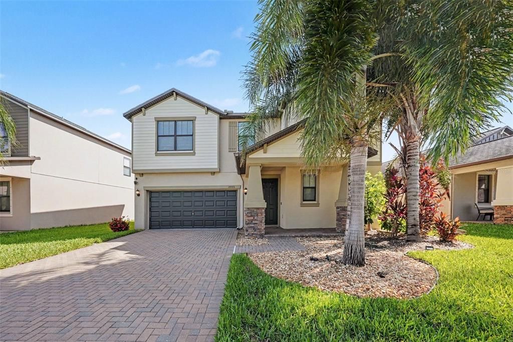 En Venta: $439,900 (4 camas, 2 baños, 2560 Pies cuadrados)