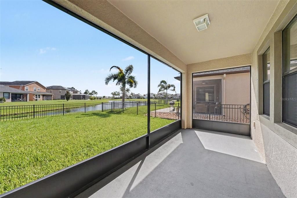En Venta: $439,900 (4 camas, 2 baños, 2560 Pies cuadrados)