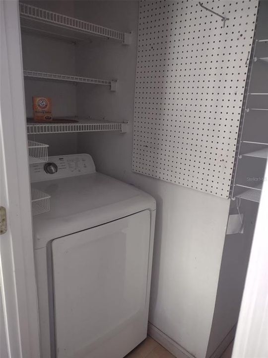На продажу: $285,000 (5 спален, 3 ванн, 2094 Квадратных фут)