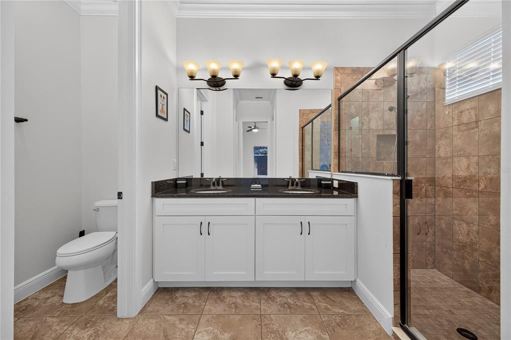 En Venta: $980,000 (5 camas, 5 baños, 3203 Pies cuadrados)