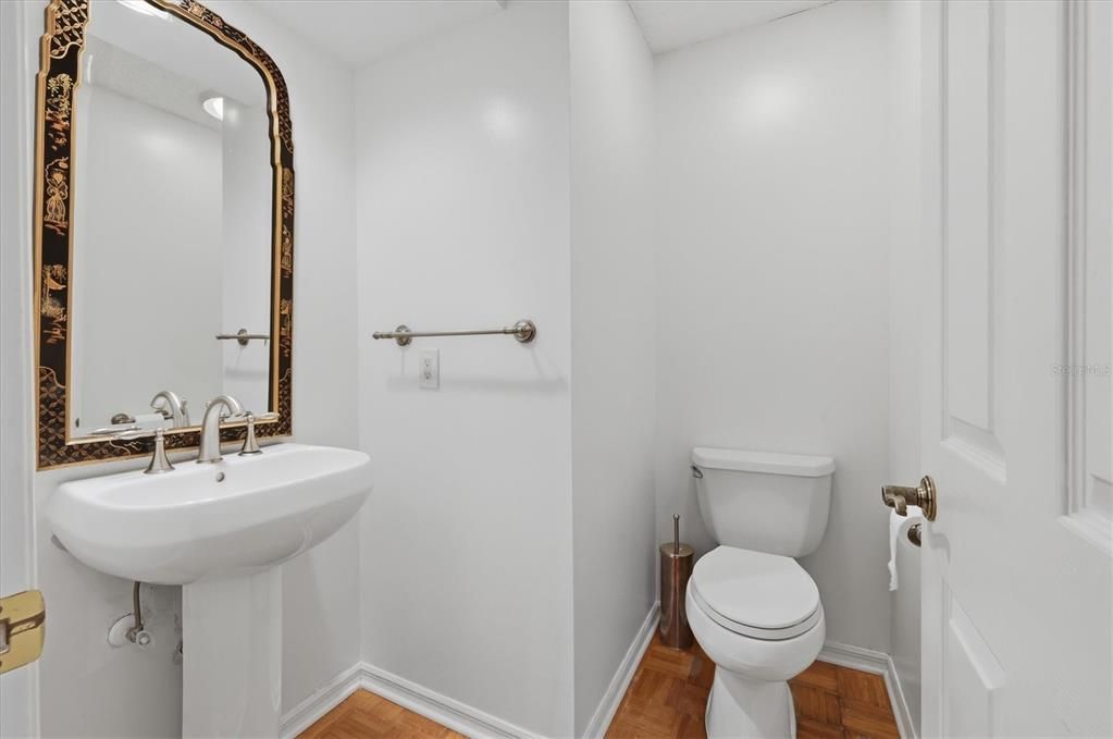 For Sale: $885,000 (3 beds, 3 baths, 3173 Square Feet)