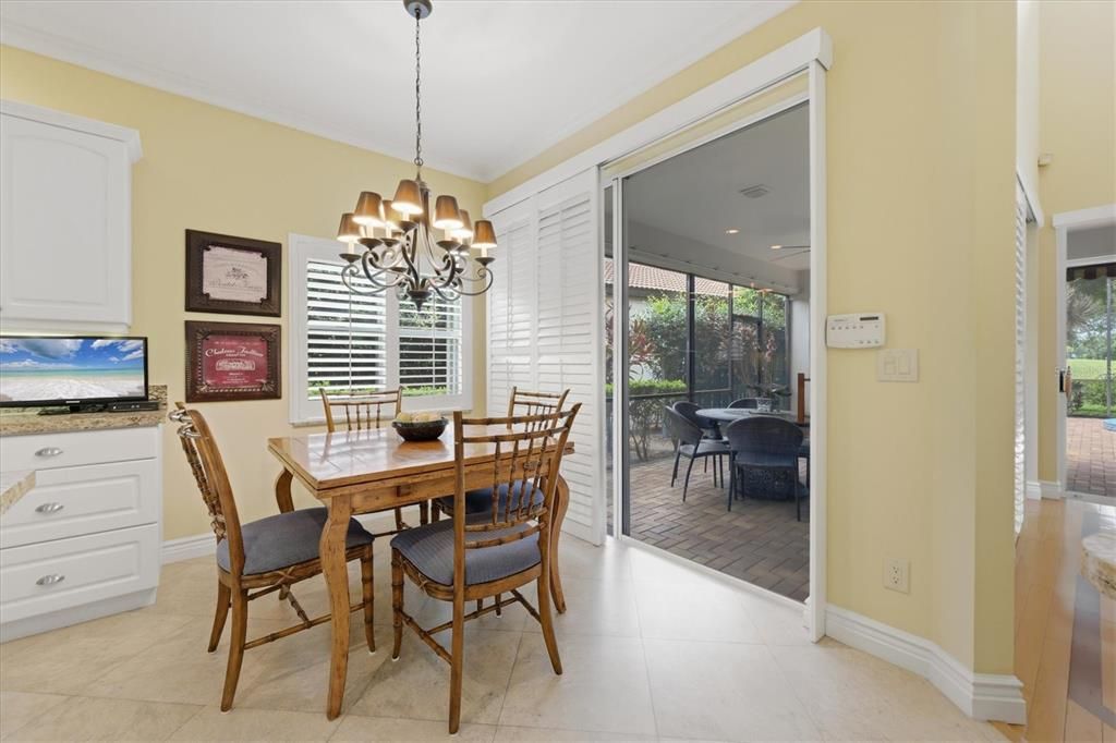 For Sale: $885,000 (3 beds, 3 baths, 3173 Square Feet)