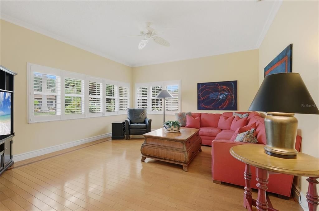 For Sale: $885,000 (3 beds, 3 baths, 3173 Square Feet)