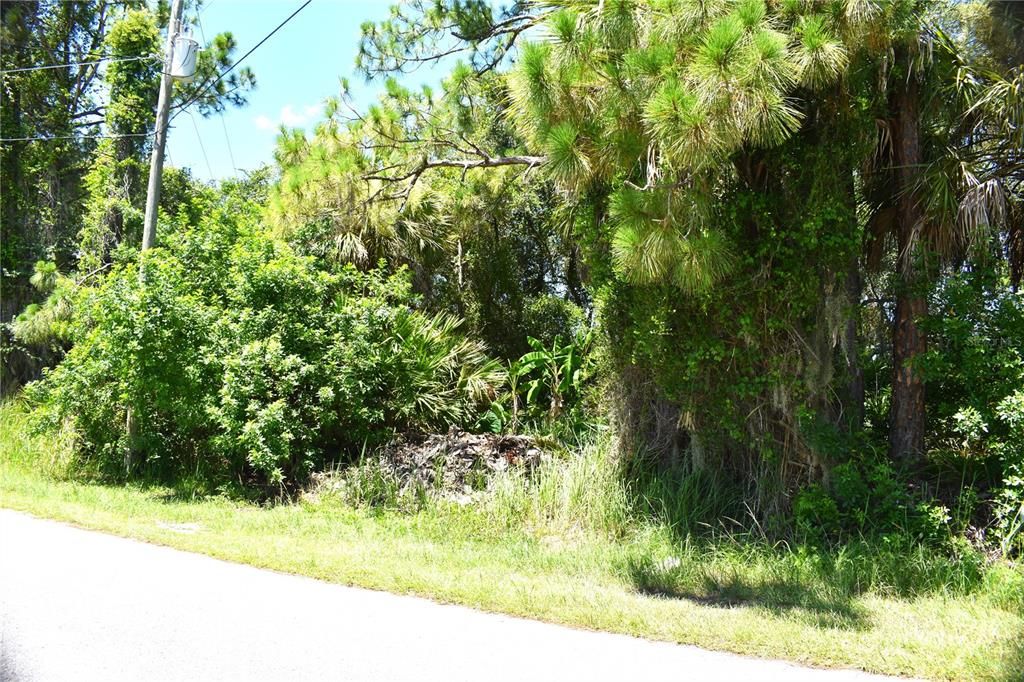 En Venta: $18,500 (0.23 acres)