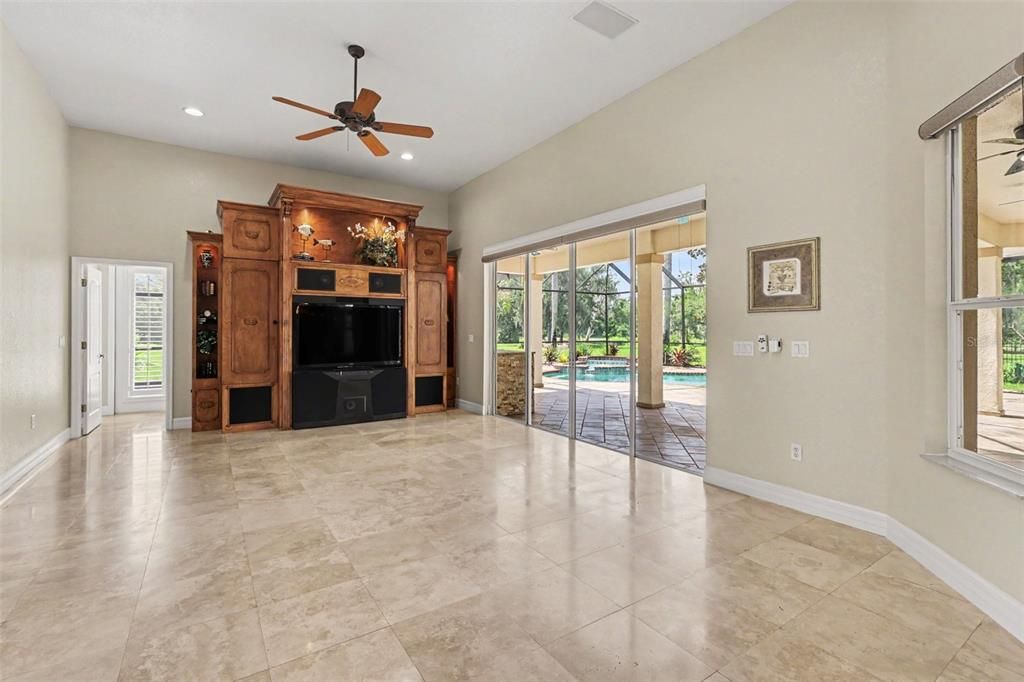 For Sale: $749,500 (4 beds, 3 baths, 3144 Square Feet)