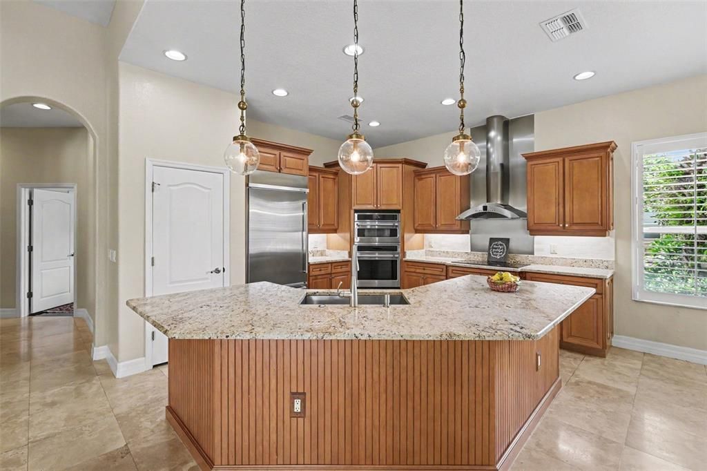 For Sale: $749,500 (4 beds, 3 baths, 3144 Square Feet)