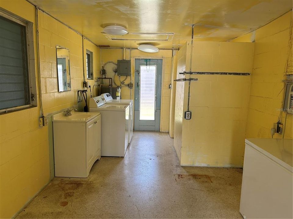 Activo con contrato: $50,000 (1 camas, 1 baños, 653 Pies cuadrados)