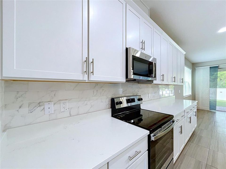 En Venta: $615,000 (5 camas, 3 baños, 3316 Pies cuadrados)