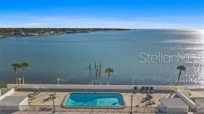 For Rent: $2,500 (2 beds, 2 baths, 1290 Square Feet)