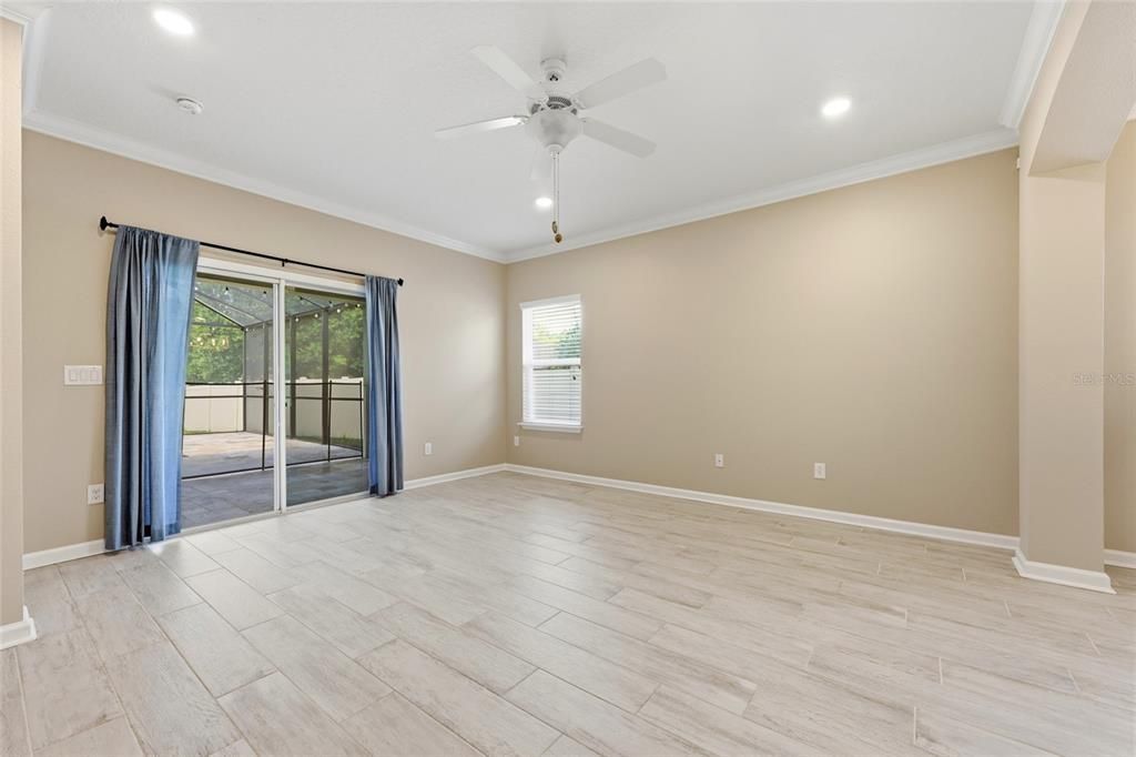 For Sale: $595,000 (3 beds, 2 baths, 2080 Square Feet)