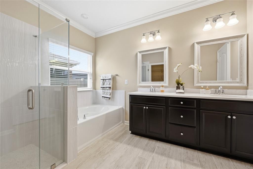 For Sale: $595,000 (3 beds, 2 baths, 2080 Square Feet)