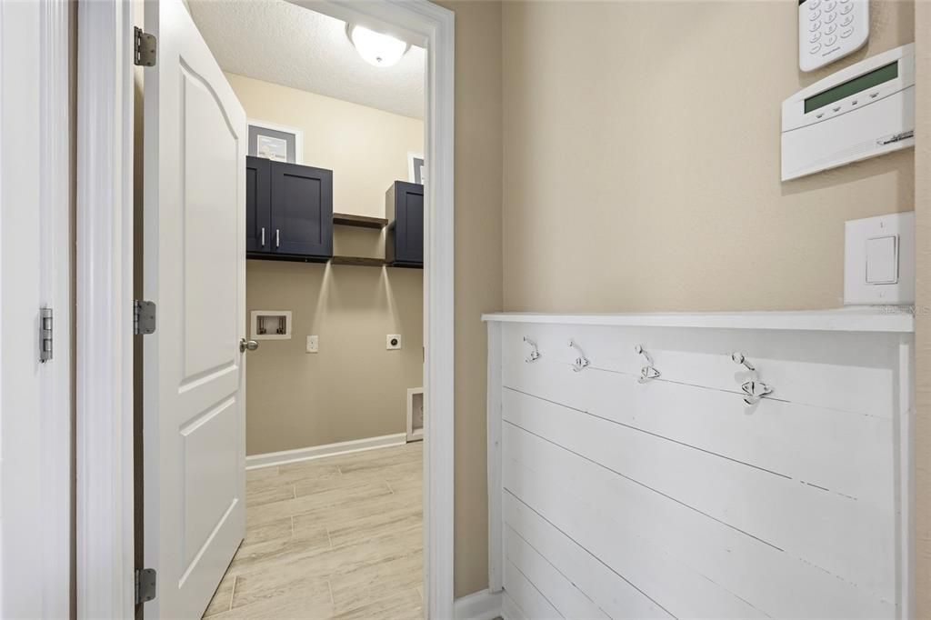 For Sale: $595,000 (3 beds, 2 baths, 2080 Square Feet)