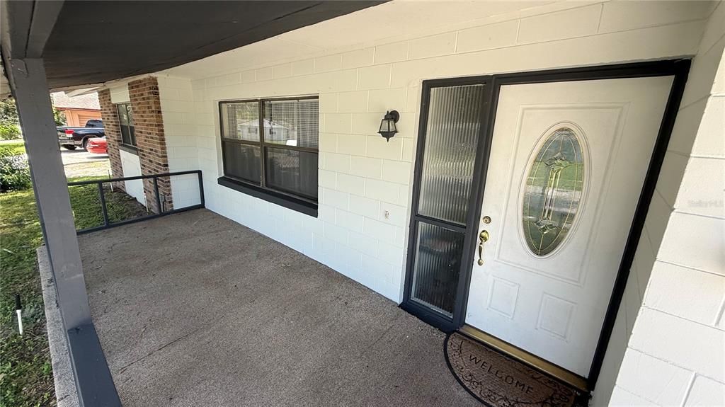 En Venta: $365,000 (3 camas, 2 baños, 1584 Pies cuadrados)