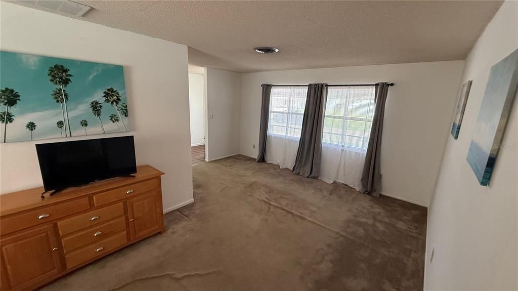 En Venta: $365,000 (3 camas, 2 baños, 1584 Pies cuadrados)