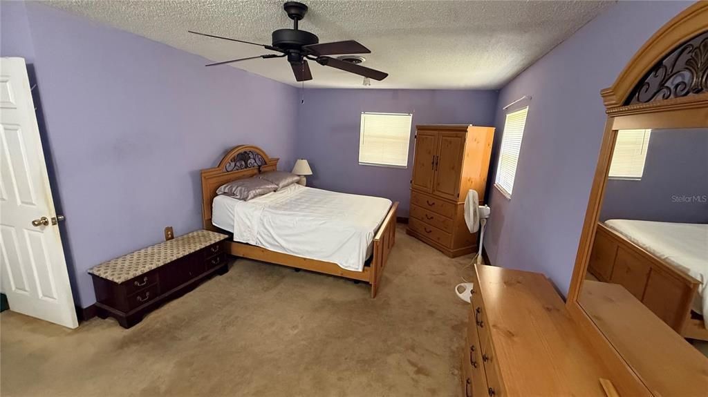 En Venta: $365,000 (3 camas, 2 baños, 1584 Pies cuadrados)