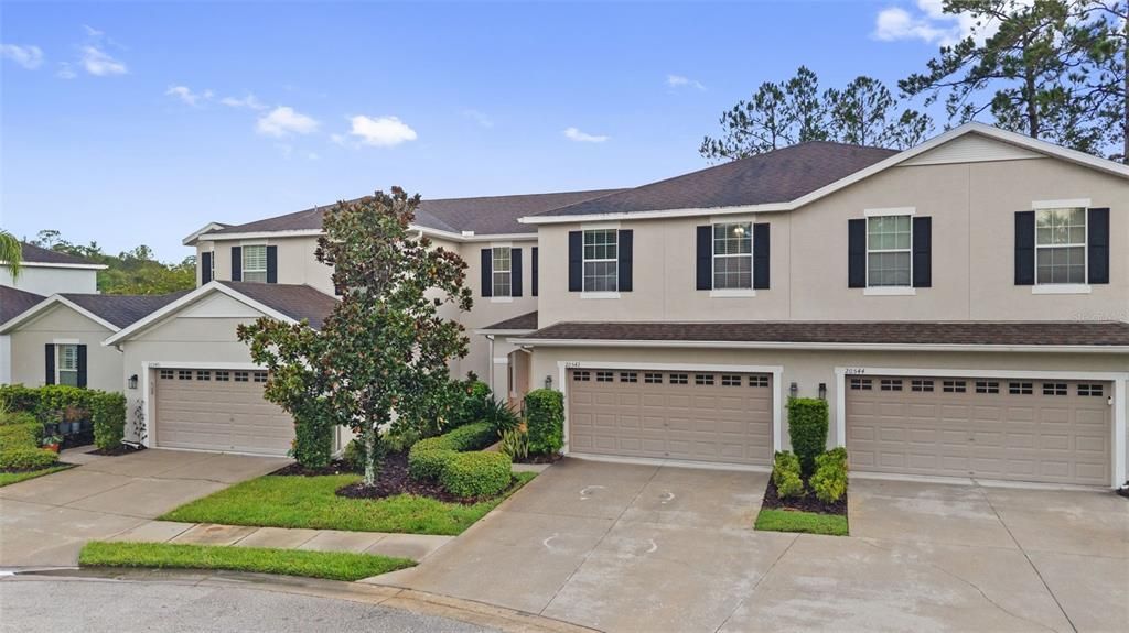For Sale: $330,000 (3 beds, 2 baths, 1988 Square Feet)