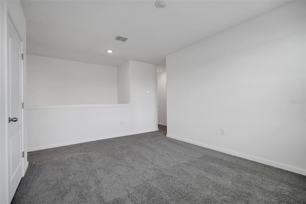 В аренду: $3,000 (5 спален, 3 ванн, 2601 Квадратных фут)