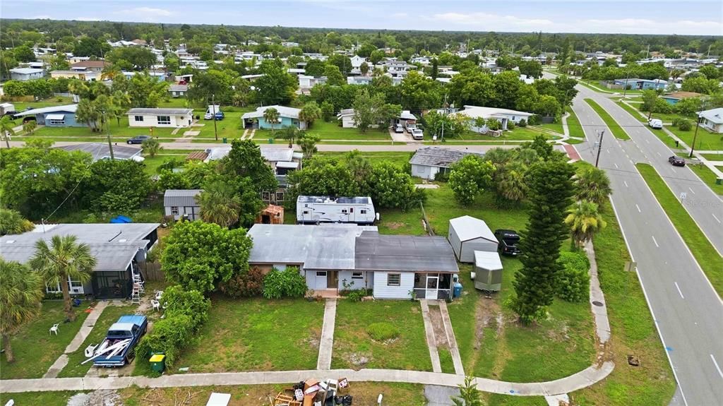 For Sale: $139,000 (2 beds, 1 baths, 1218 Square Feet)