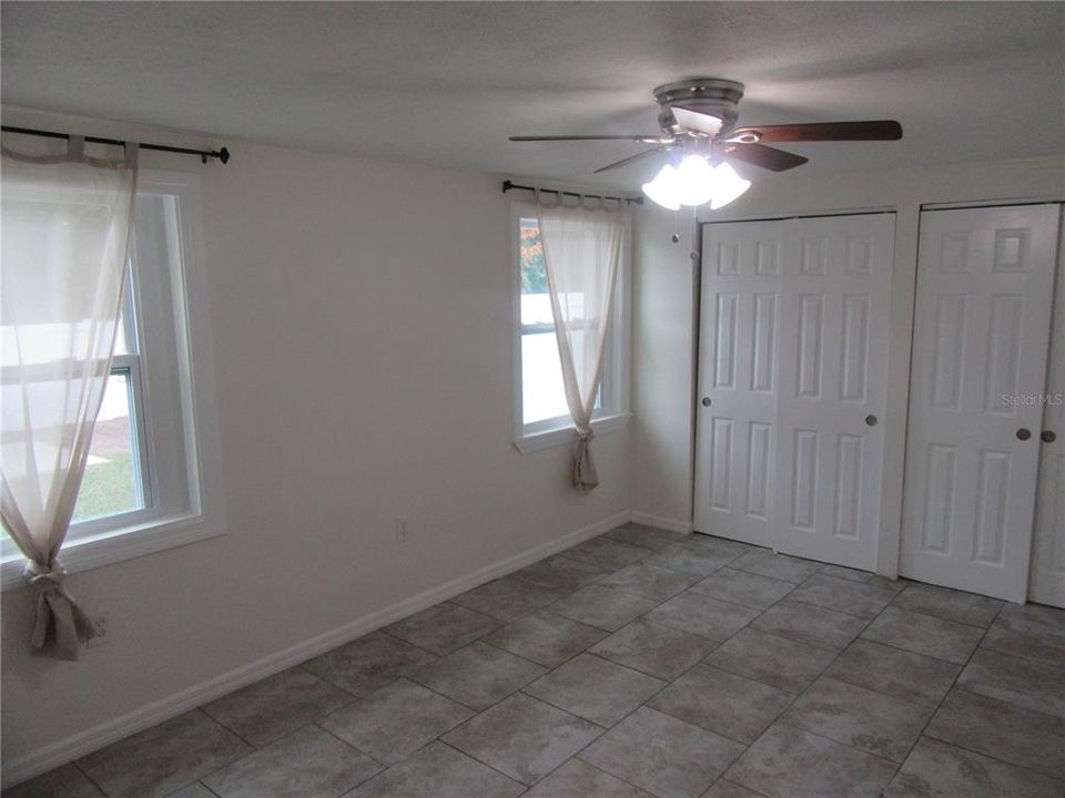 For Rent: $2,300 (3 beds, 2 baths, 1312 Square Feet)
