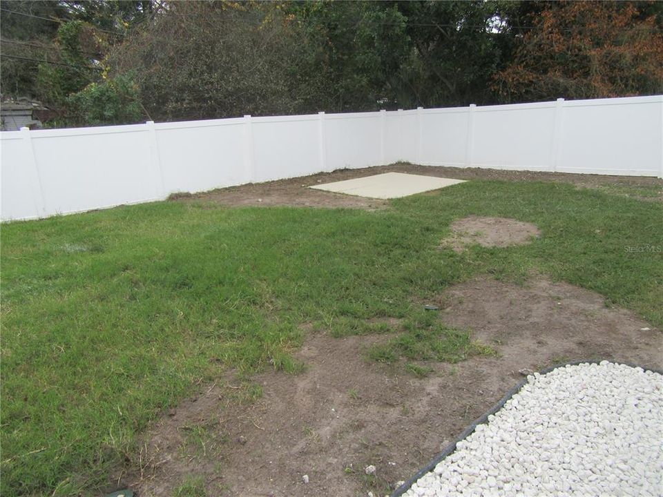 For Rent: $2,300 (3 beds, 2 baths, 1312 Square Feet)