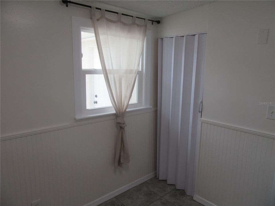 For Rent: $2,300 (3 beds, 2 baths, 1312 Square Feet)