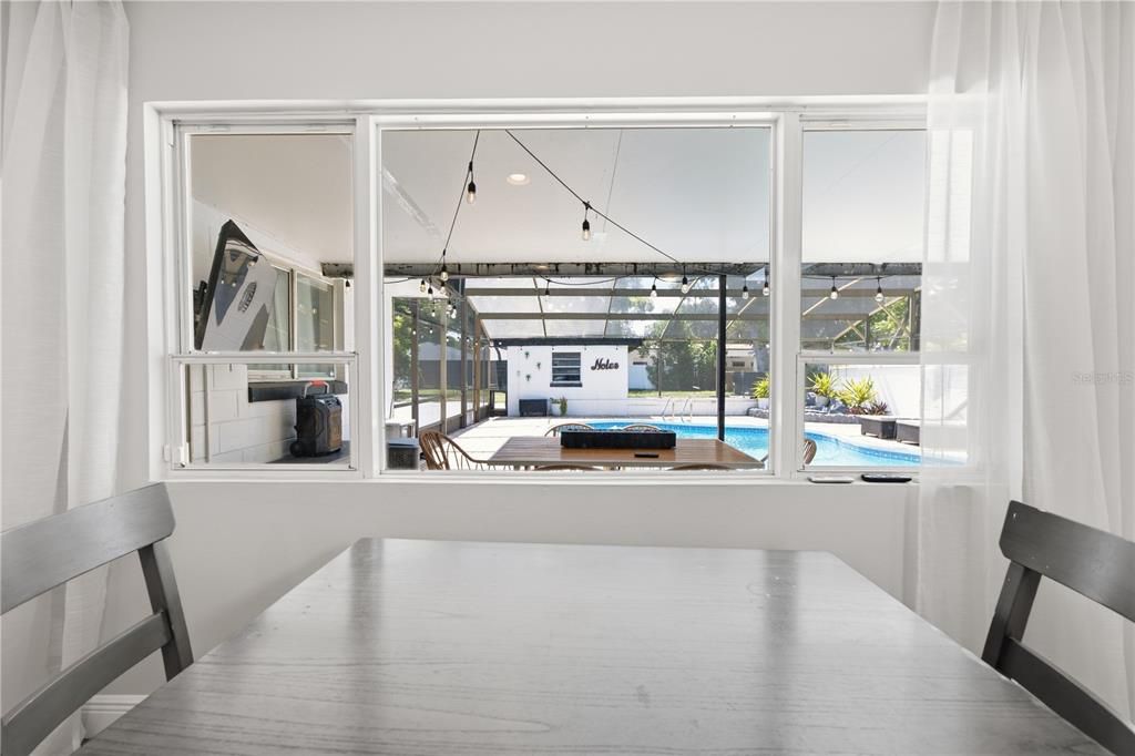 For Sale: $599,000 (4 beds, 2 baths, 2375 Square Feet)