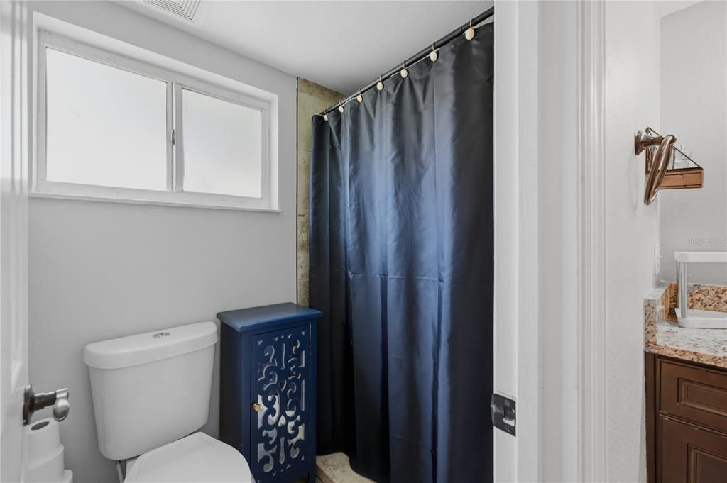 For Sale: $599,000 (4 beds, 2 baths, 2375 Square Feet)