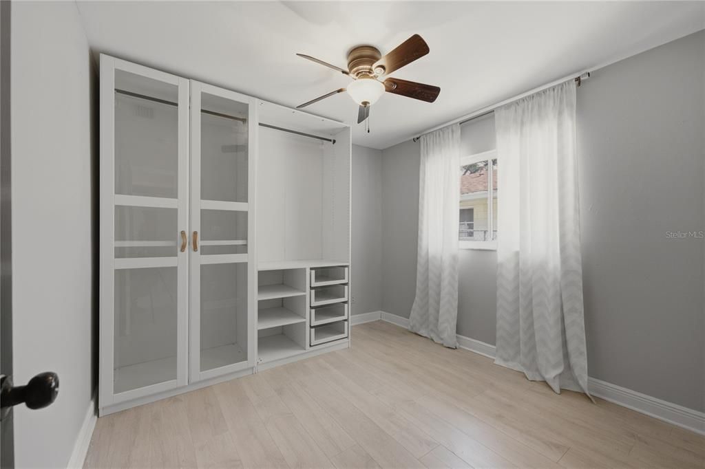 For Sale: $599,000 (4 beds, 2 baths, 2375 Square Feet)