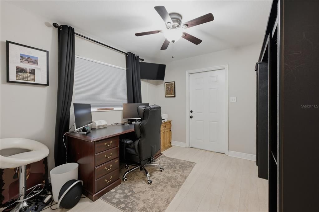 For Sale: $599,000 (4 beds, 2 baths, 2375 Square Feet)