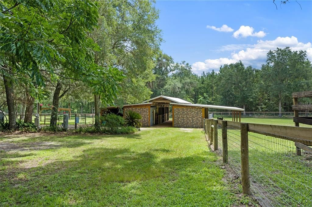 En Venta: $825,000 (2 camas, 2 baños, 1460 Pies cuadrados)