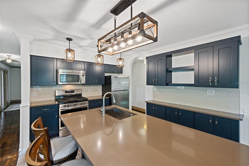 En Venta: $825,000 (2 camas, 2 baños, 1460 Pies cuadrados)