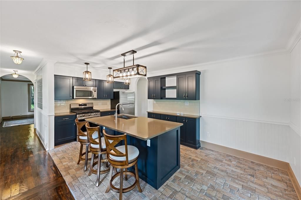 En Venta: $825,000 (2 camas, 2 baños, 1460 Pies cuadrados)