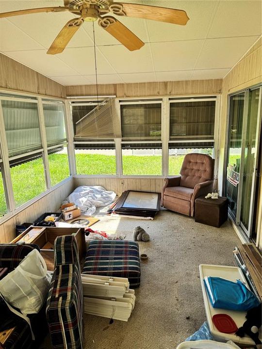 На продажу: $109,900 (2 спален, 2 ванн, 960 Квадратных фут)