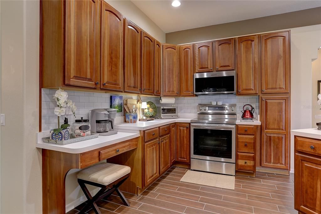 En Venta: $550,000 (4 camas, 3 baños, 2476 Pies cuadrados)