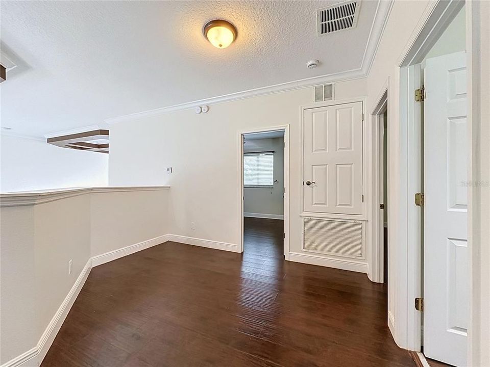 Activo con contrato: $649,700 (4 camas, 3 baños, 3575 Pies cuadrados)