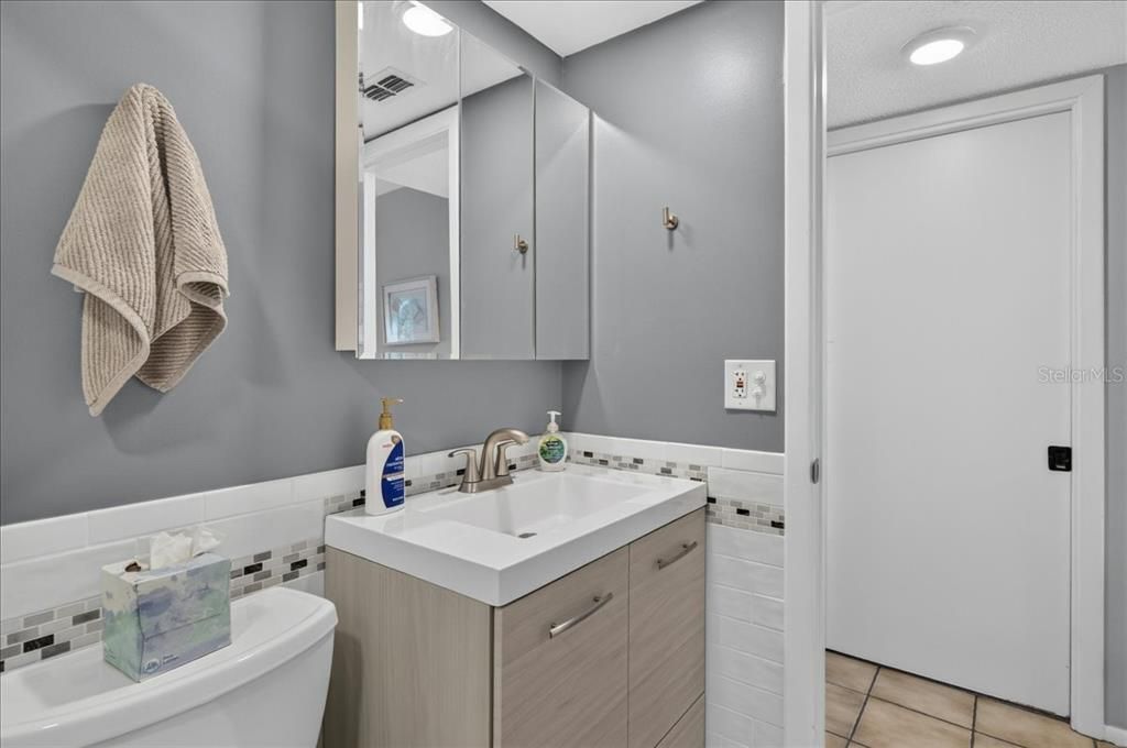 En Venta: $149,900 (2 camas, 2 baños, 871 Pies cuadrados)