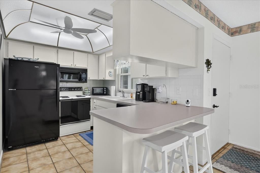 En Venta: $149,900 (2 camas, 2 baños, 871 Pies cuadrados)