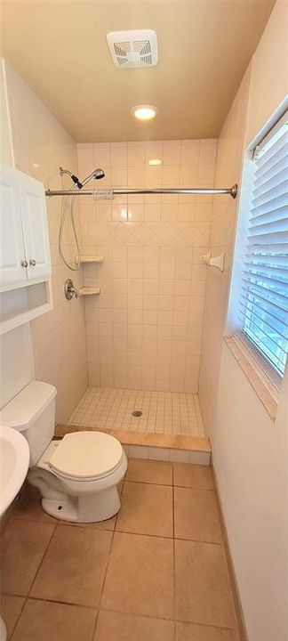 For Sale: $299,900 (3 beds, 2 baths, 950 Square Feet)